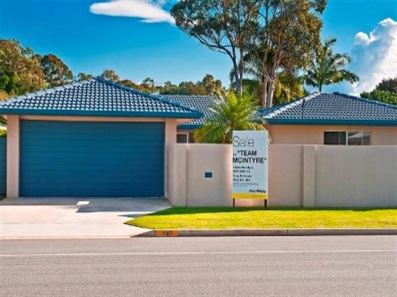 197 Mallawa Drive, Palm Beach QLD 4221