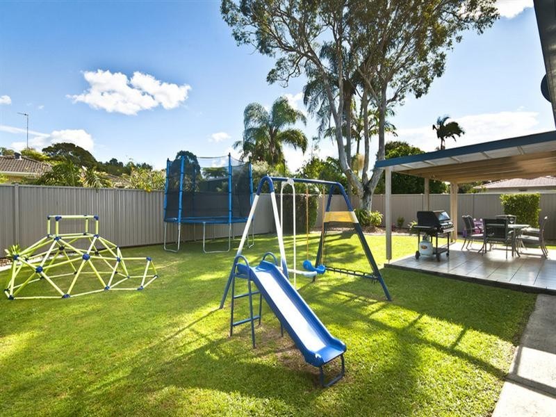 197 Mallawa Drive, Palm Beach QLD 4221