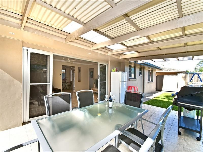 197 Mallawa Drive, Palm Beach QLD 4221