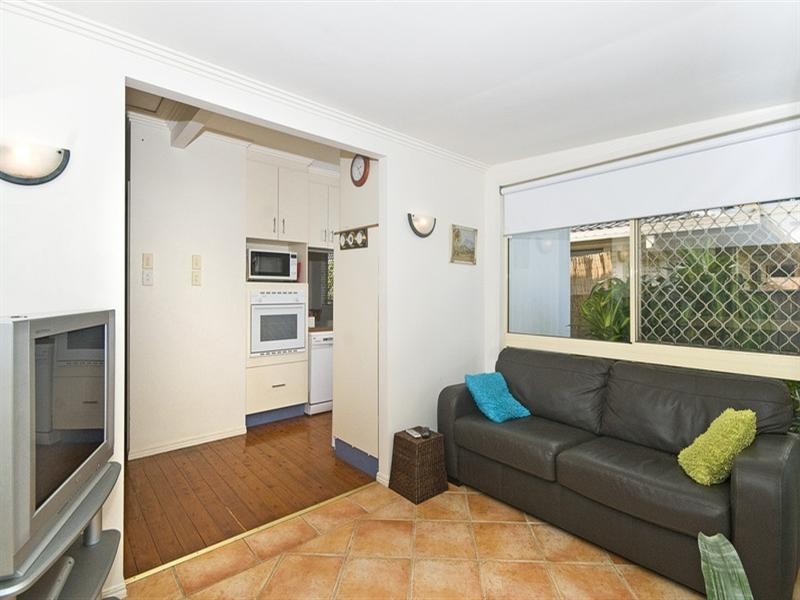 34 Seventh Avenue, Palm Beach QLD 4221