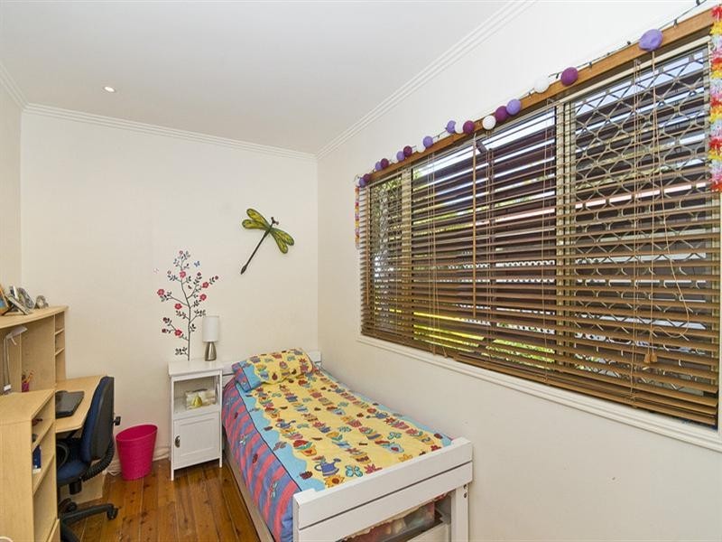 34 Seventh Avenue, Palm Beach QLD 4221