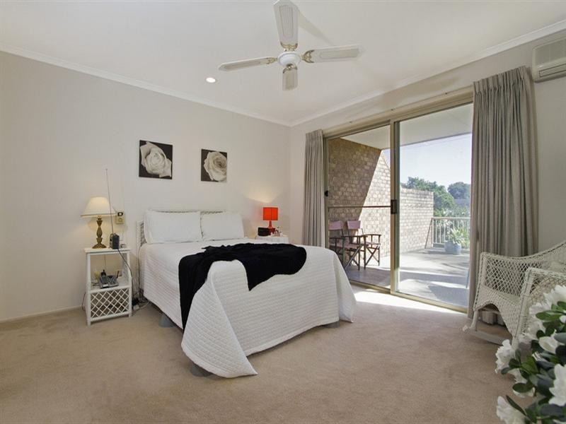 1/74 Third Avenue, Palm Beach QLD 4221