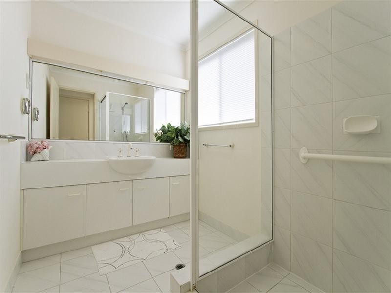 1/74 Third Avenue, Palm Beach QLD 4221