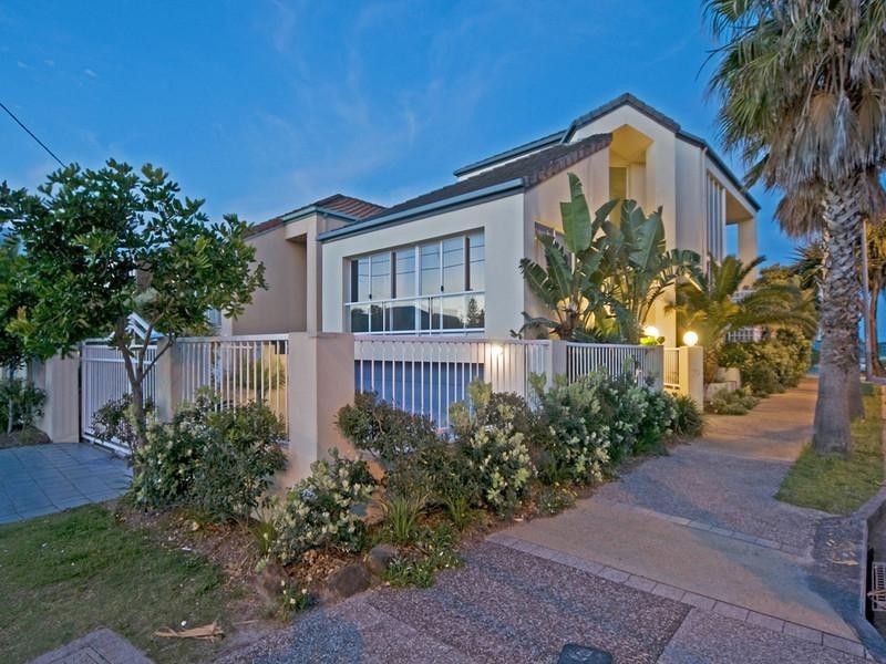79 Jefferson Lane, Palm Beach QLD 4221