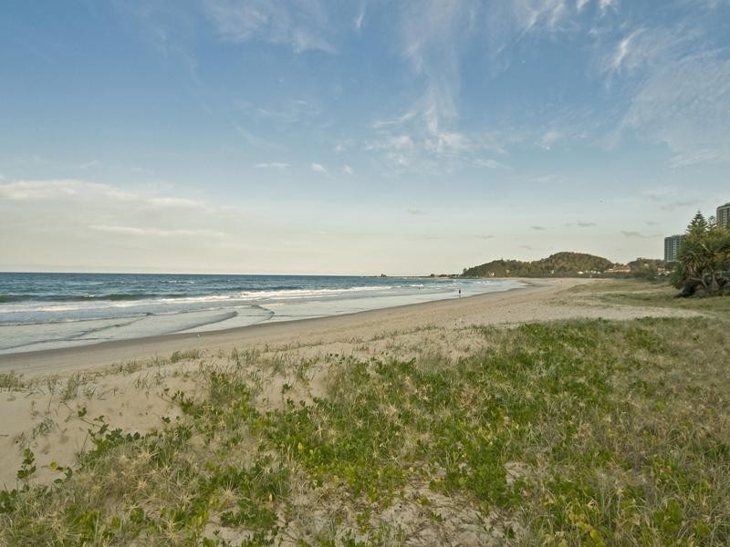 79 Jefferson Lane, Palm Beach QLD 4221