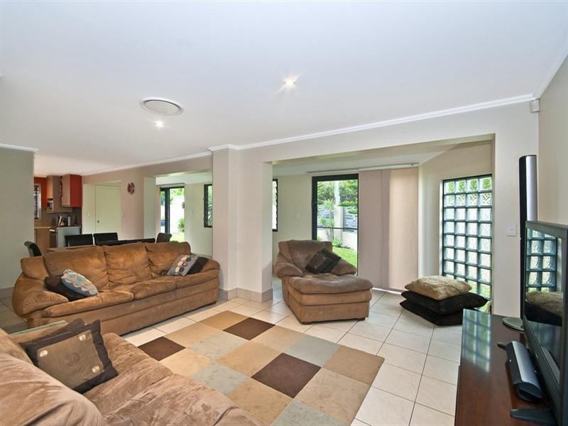 48 First Avenue, Palm Beach QLD 4221