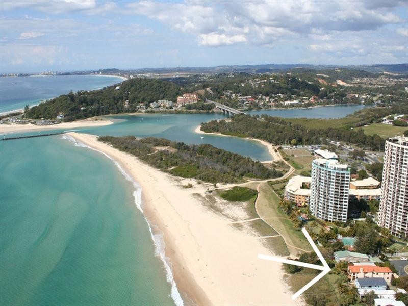 3 Jefferson Lane, Palm Beach QLD 4221