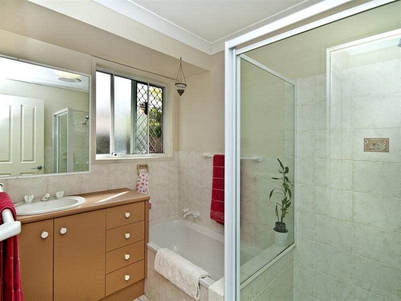 108 Bienvenue Drive, Currumbin Waters QLD 4223