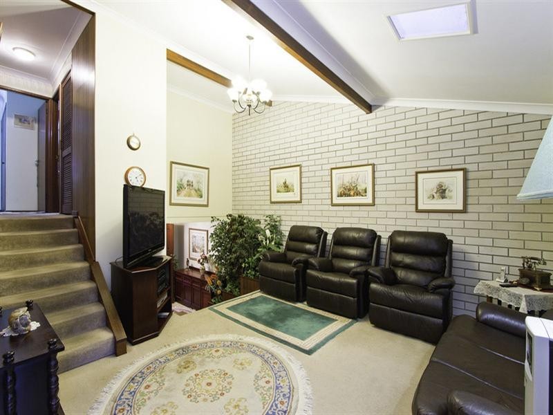 2/3 Orvieto Avenue, Mermaid Waters QLD 4218