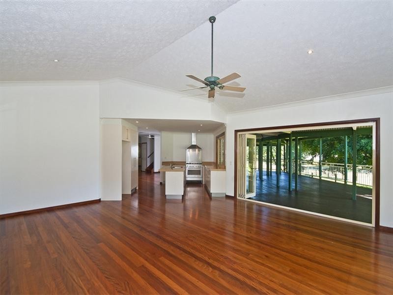 39 Petsch Creek Road, Tallebudgera Valley QLD 4228