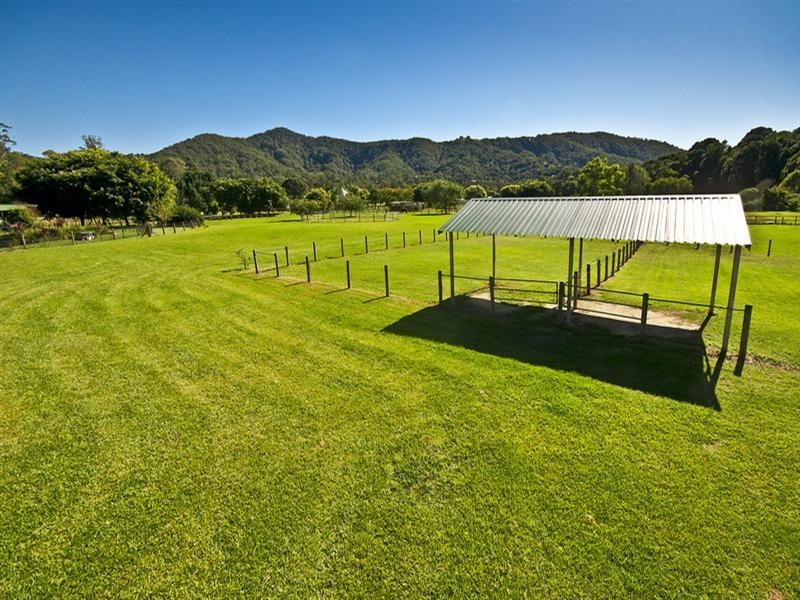 39 Petsch Creek Road, Tallebudgera Valley QLD 4228