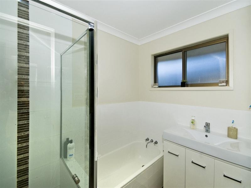 14 Walnut Street, Elanora QLD 4221