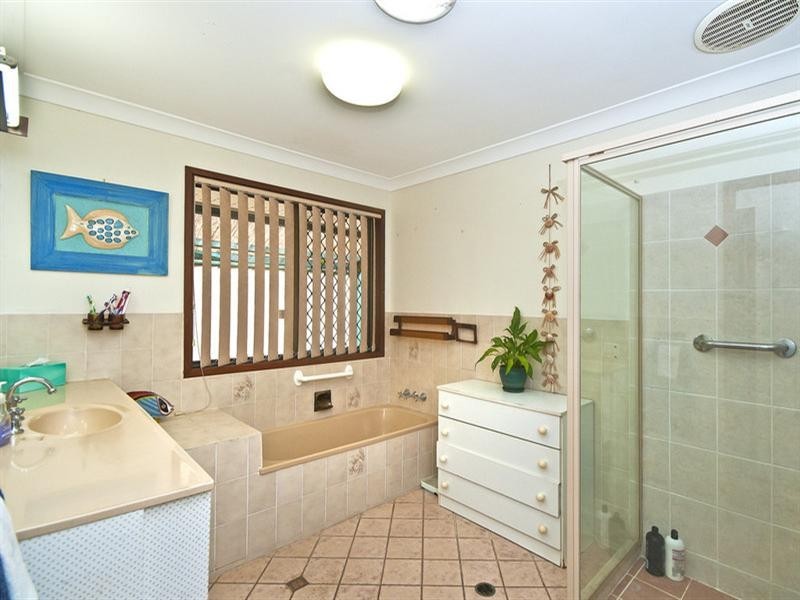 11 Galleon Way, Currumbin Waters QLD 4223