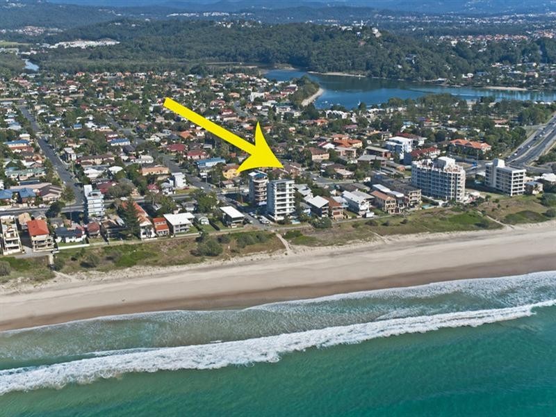 3/2 TwentyEighth Avenue, Palm Beach QLD 4221