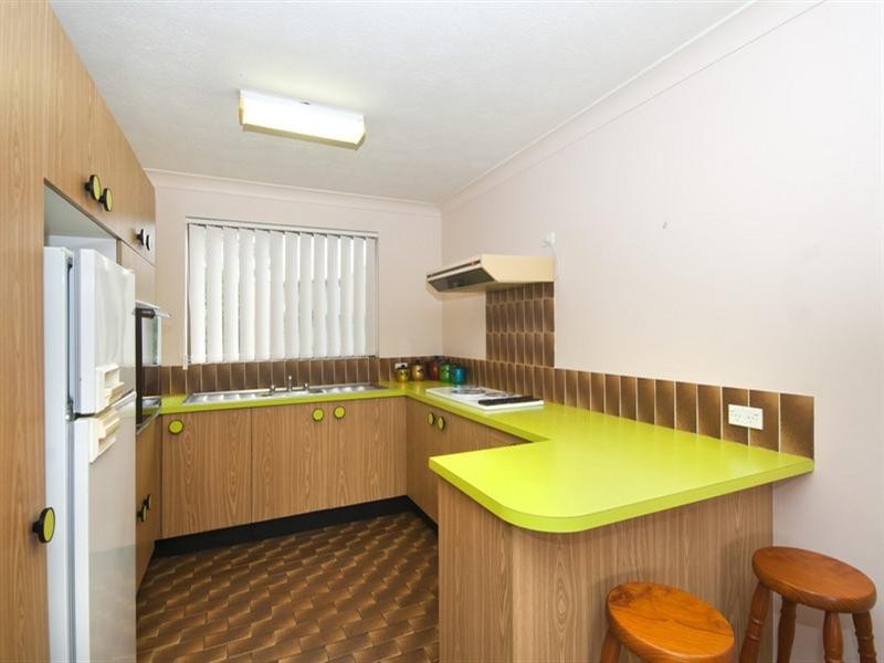 3/2 TwentyEighth Avenue, Palm Beach QLD 4221