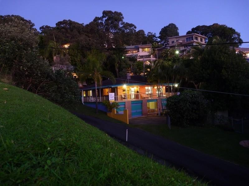 4 Dandaloo Drive, Currumbin QLD 4223