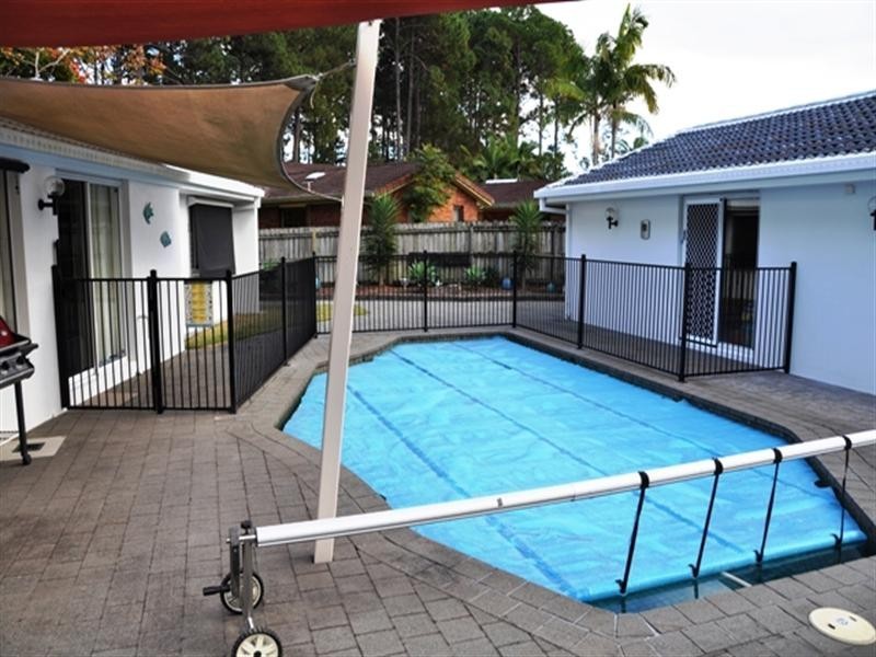 36 Pinon Close, Elanora QLD 4221