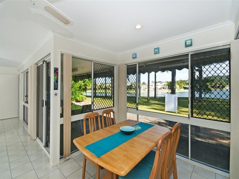 36 Pinon Close, Elanora QLD 4221