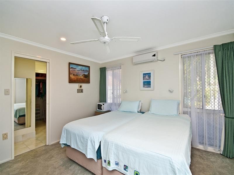 36 Pinon Close, Elanora QLD 4221