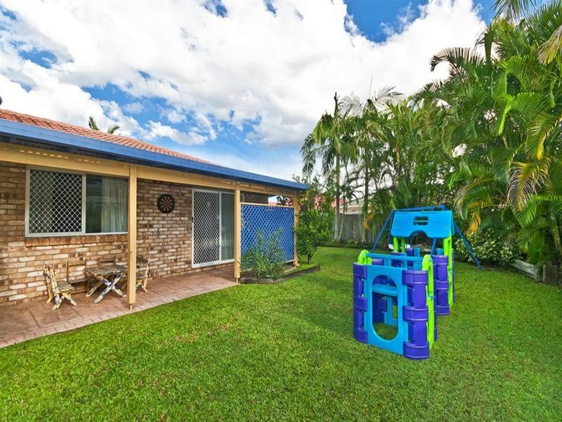 126 Bienvenue Drive, Currumbin Waters QLD 4223