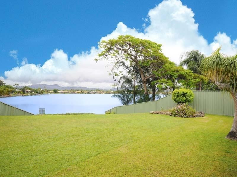 35 Angelica Street, Elanora QLD 4221