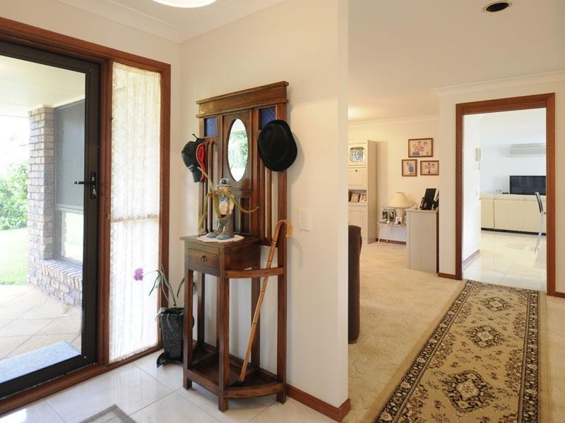 35 Angelica Street, Elanora QLD 4221