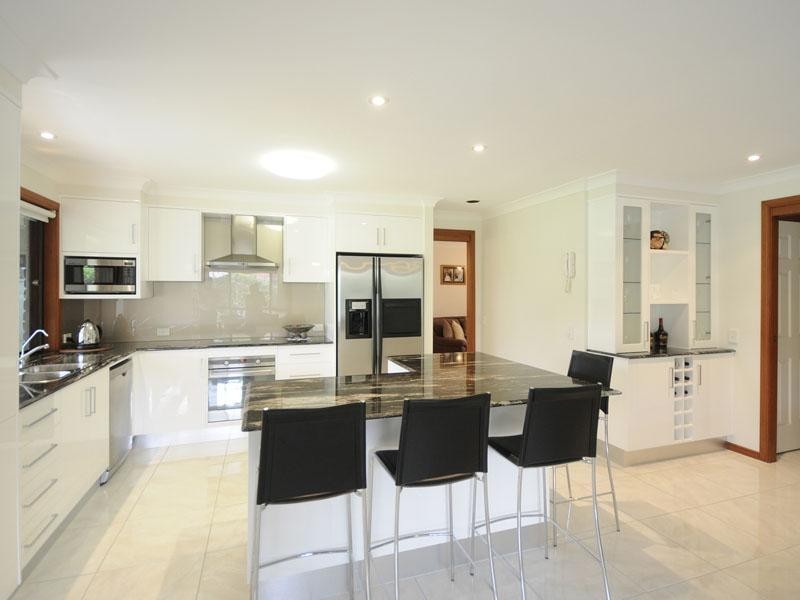 35 Angelica Street, Elanora QLD 4221