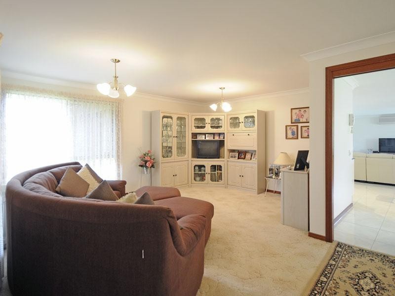 35 Angelica Street, Elanora QLD 4221