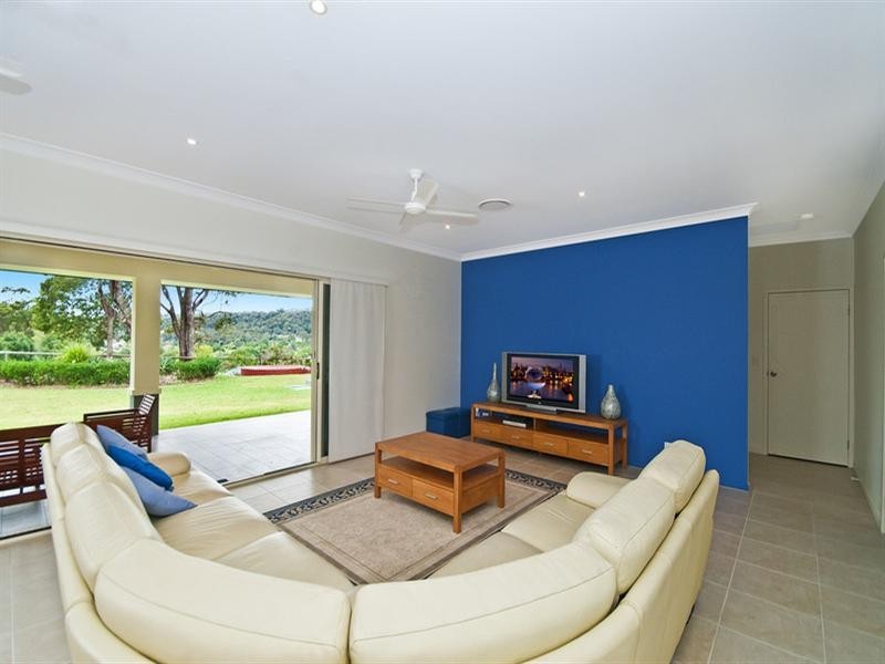 39 Tobin Way, Tallebudgera QLD 4228