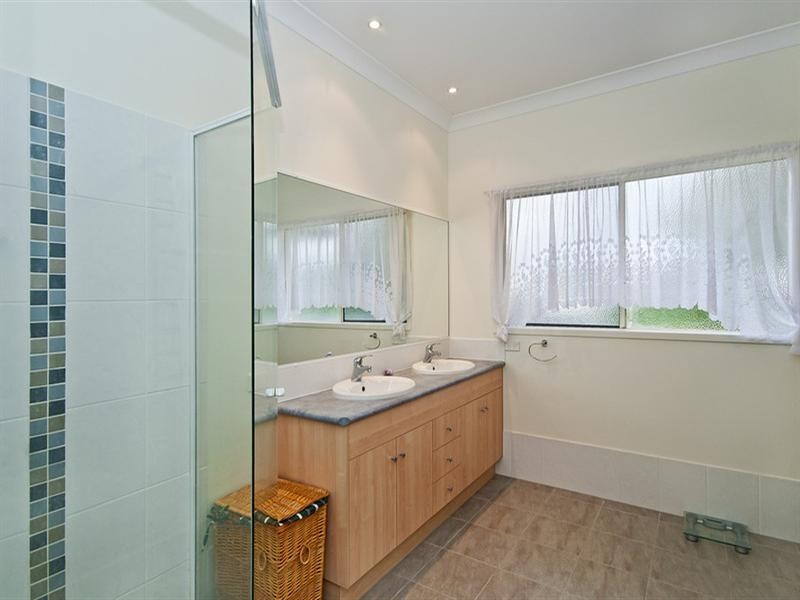 39 Tobin Way, Tallebudgera QLD 4228