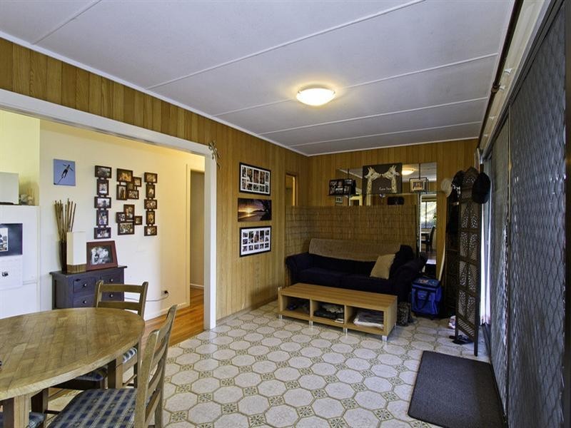 4 Mokera Avenue, Palm Beach QLD 4221