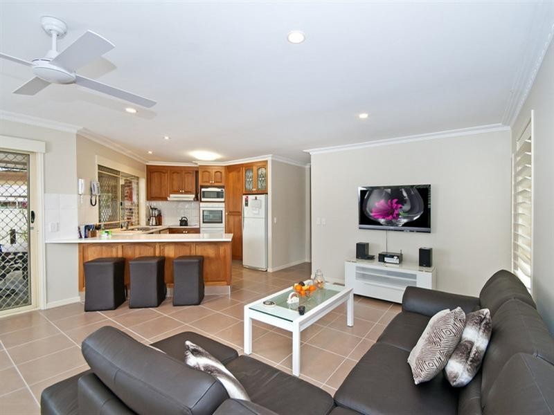 7 Chown Avenue, Currumbin Waters QLD 4223