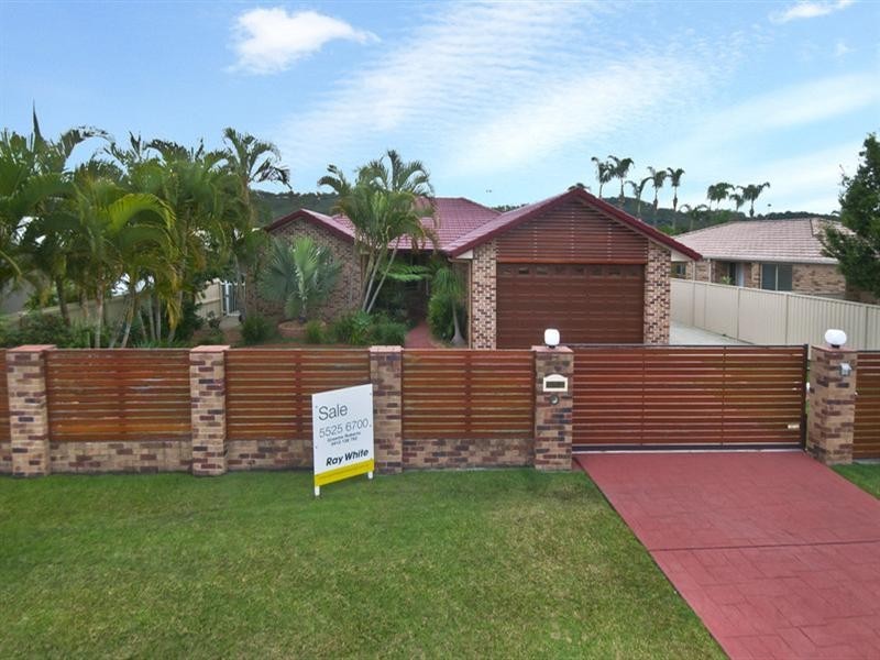 7 Chown Avenue, Currumbin Waters QLD 4223