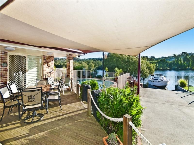 7 Chown Avenue, Currumbin Waters QLD 4223