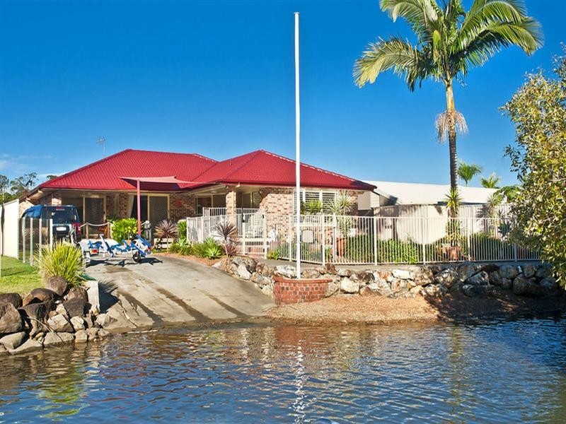 7 Chown Avenue, Currumbin Waters QLD 4223