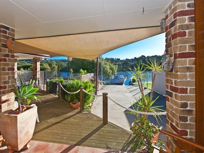7 Chown Avenue, Currumbin Waters QLD 4223
