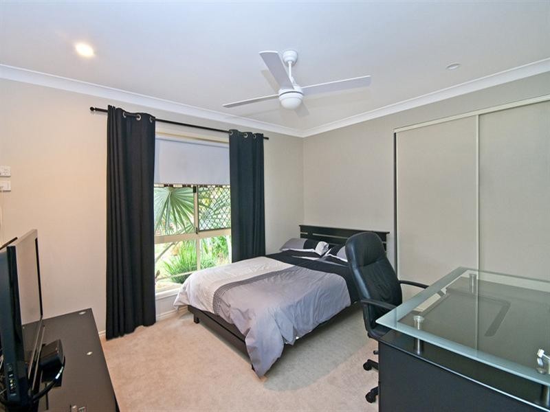 7 Chown Avenue, Currumbin Waters QLD 4223