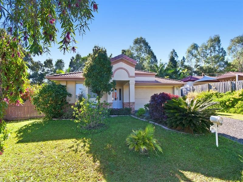 19 Madeline Street, Mudgeeraba QLD 4213