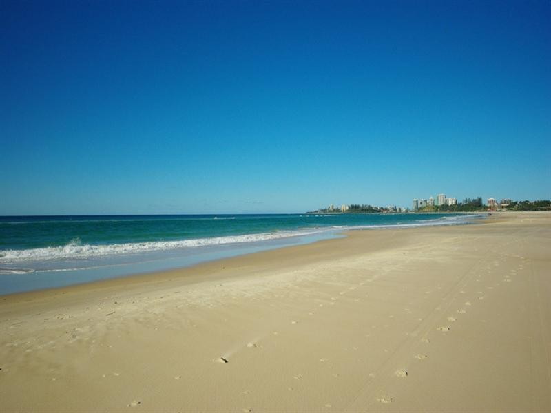 135 Golden Four Drive, Bilinga QLD 4225