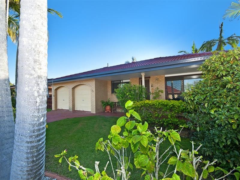 30 Diplacus Drive, Palm Beach QLD 4221