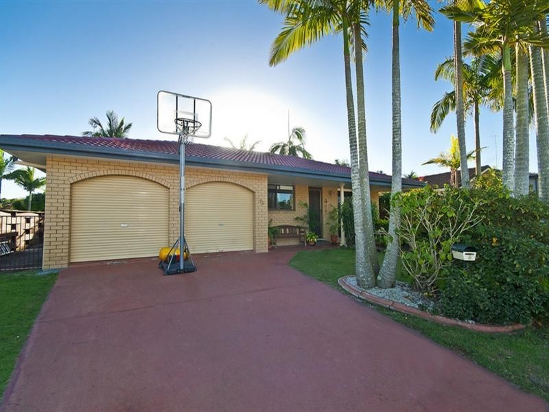 30 Diplacus Drive, Palm Beach QLD 4221