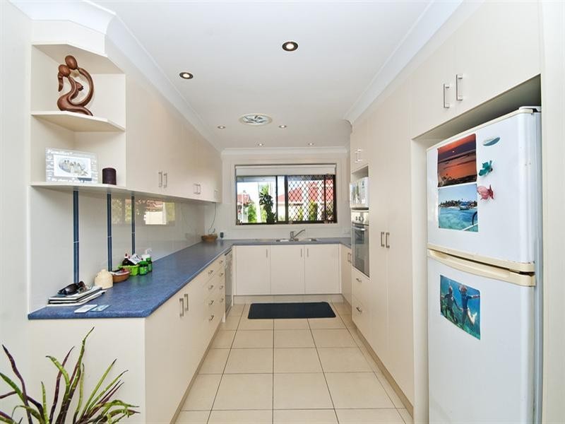 30 Diplacus Drive, Palm Beach QLD 4221