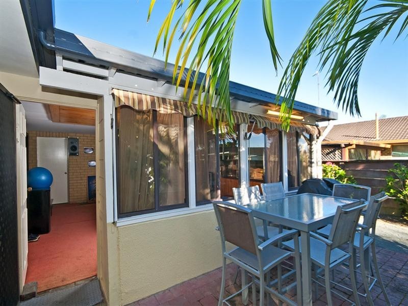 30 Diplacus Drive, Palm Beach QLD 4221