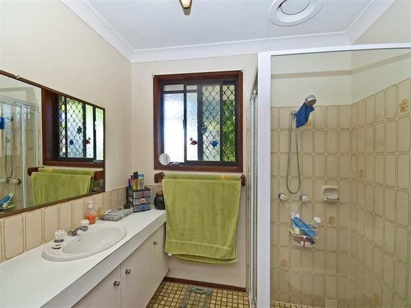 30 Diplacus Drive, Palm Beach QLD 4221