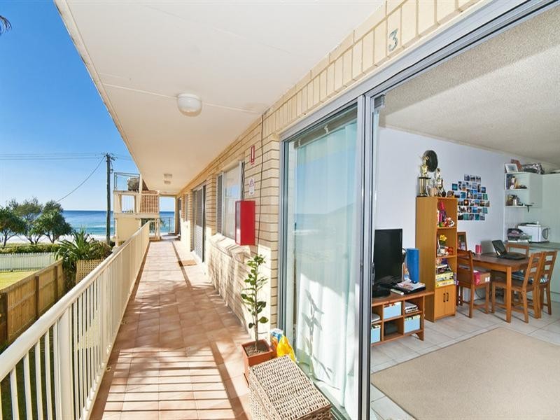 3/468 The Esplanade, Palm Beach QLD 4221
