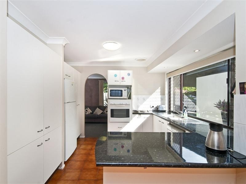 103 K P McGrath Drive, Elanora QLD 4221