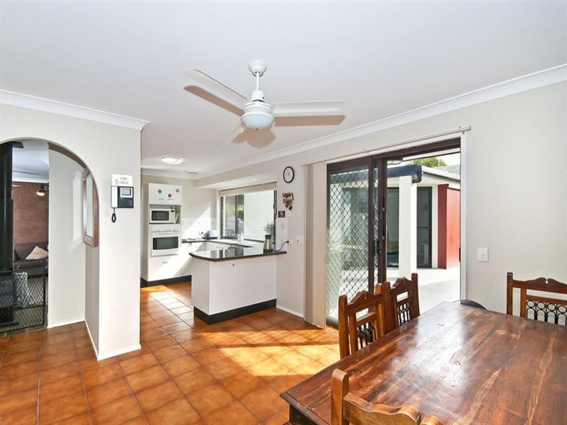 103 K P McGrath Drive, Elanora QLD 4221