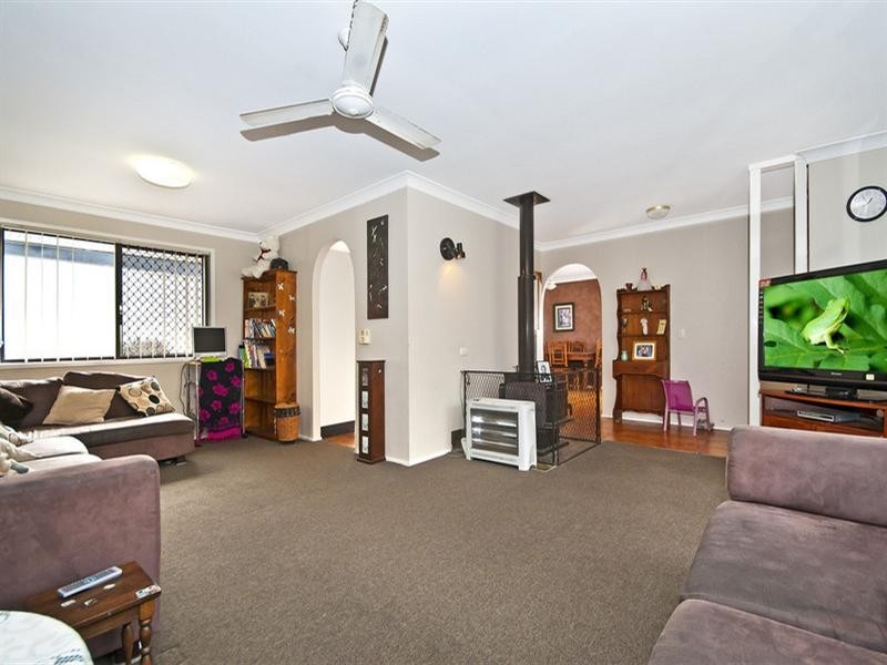 103 K P McGrath Drive, Elanora QLD 4221