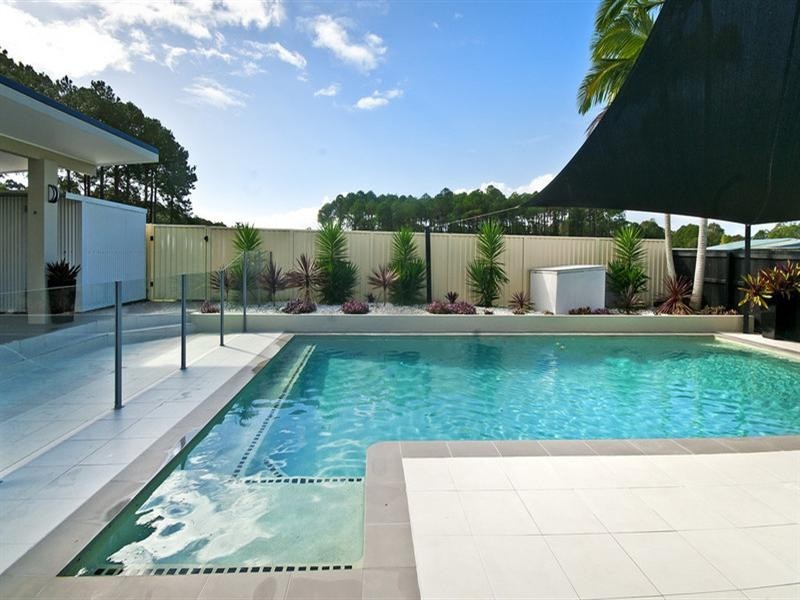 103 K P McGrath Drive, Elanora QLD 4221