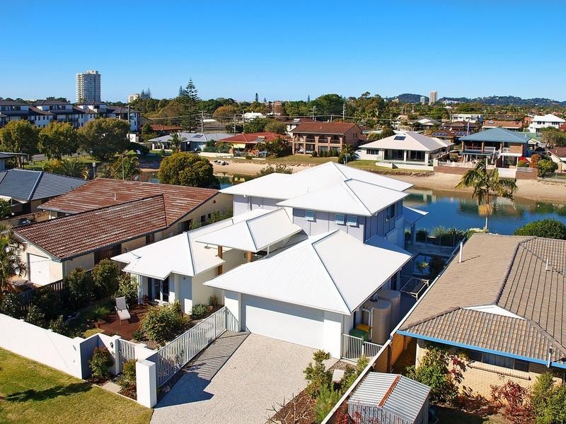 98 Parnki Parade, Palm Beach QLD 4221